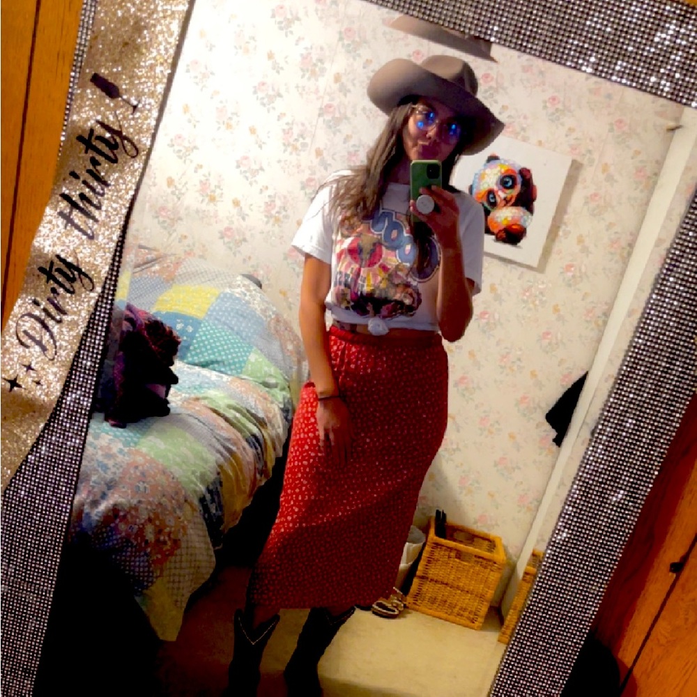 Meet your Posher, Olyvia